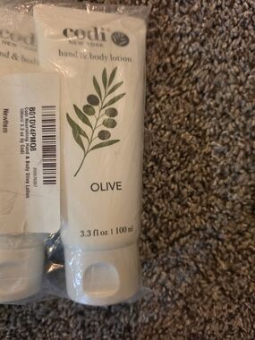 Codi New York Olive Hand & Body Lotion - White